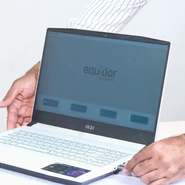 Computer with Advanced Software